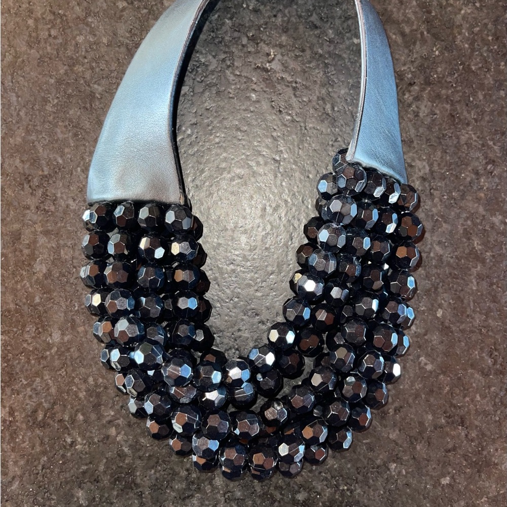 Beautiful Fairchild Baldwin Bella Necklace!